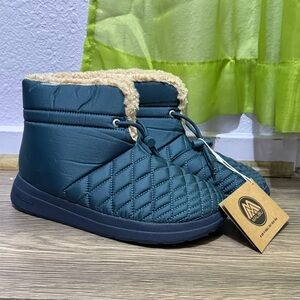 Malibu Quilted Winter Boots – Dark Teal – Size 9 – NWT ❄💙
